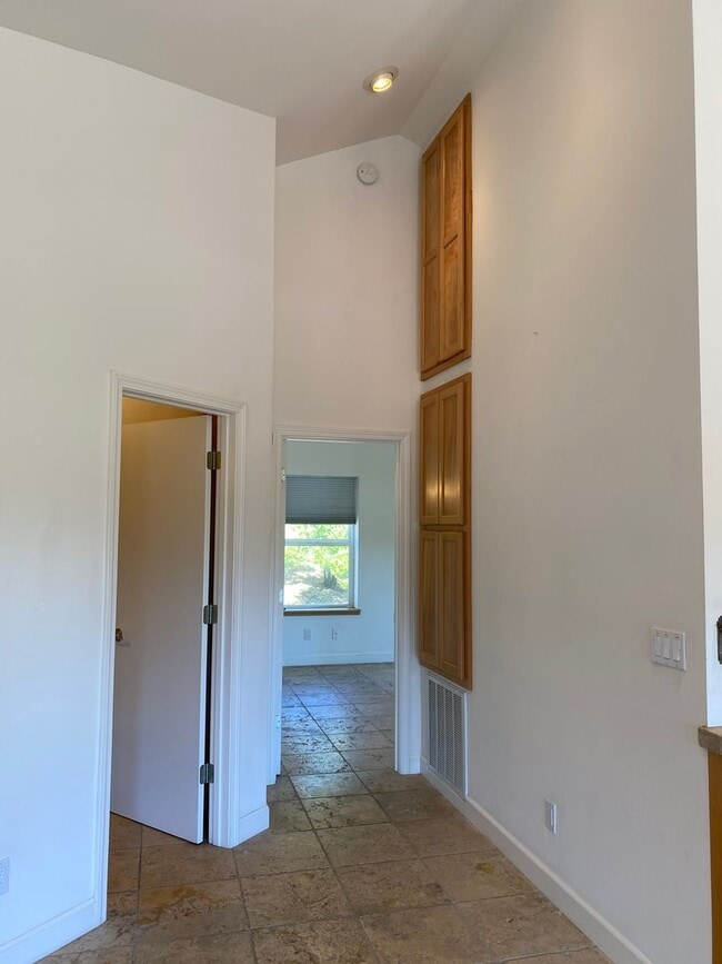 Building Photo - Oh my!!!  Downtown Sonora!