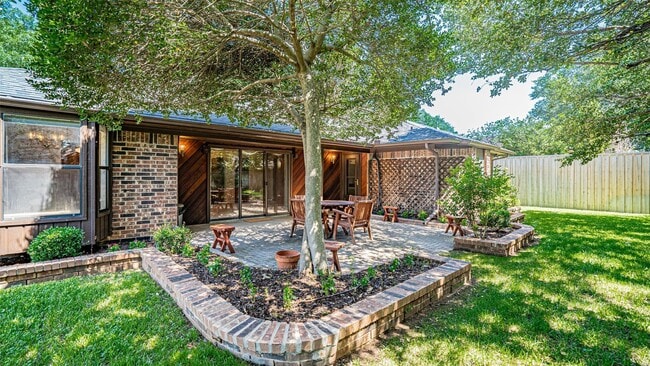 Building Photo - 3 Cimarron Dr