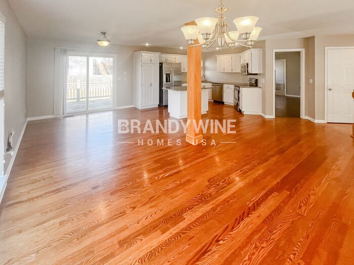 Building Photo - 13313 Redwood Ln