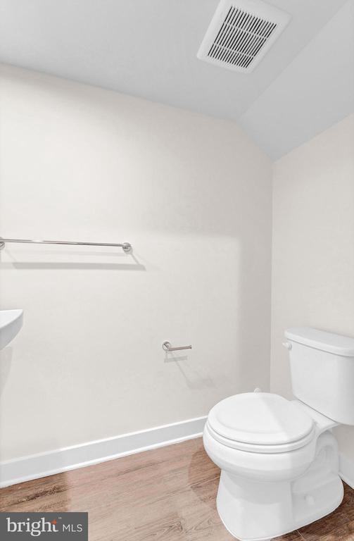 Building Photo - 66 SPYGLASS HILL Dr