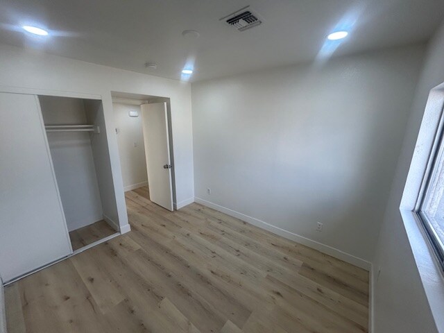 Building Photo - 5900 Fawn Ave