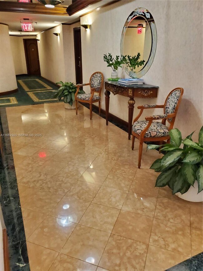 Building Photo - 5757 Collins Ave