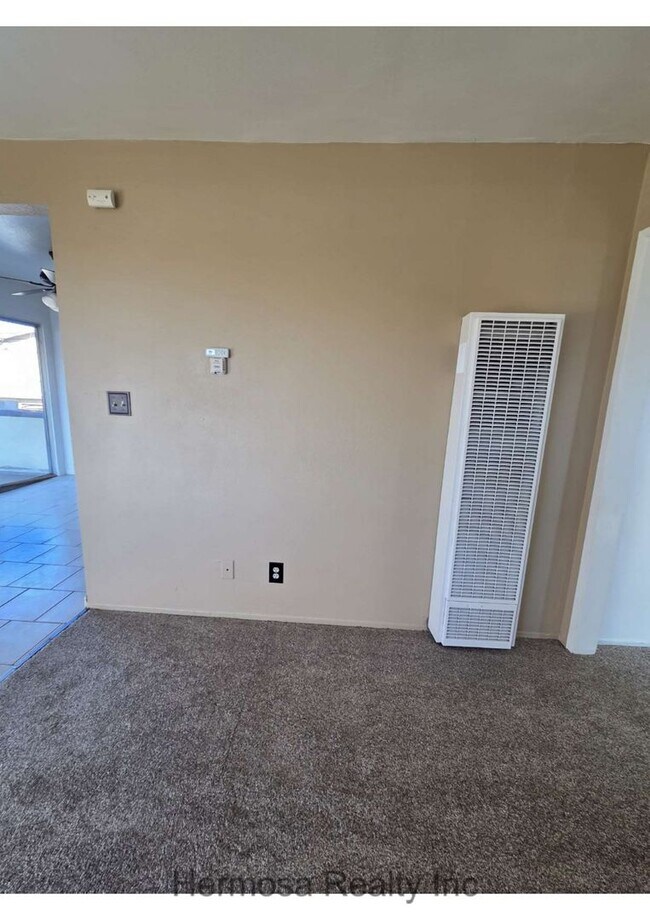 Building Photo - 1234 W J St