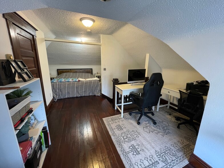 Bedroom 1 - 609 3rd Ave S