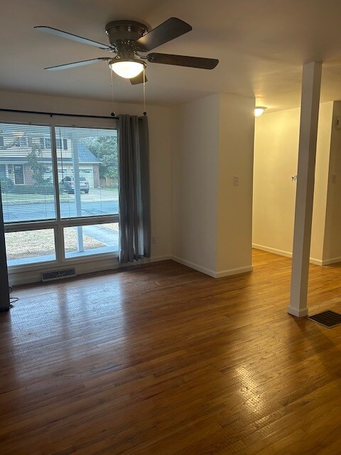 Building Photo - 207 Steven Dr