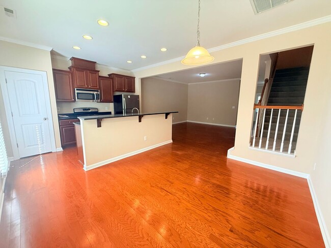 Building Photo - Beautiful Providence Place Townhome Near RTP & RDU – Pool Community!