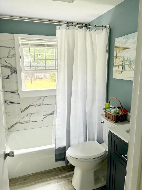 Building Photo - 8 Churchill Dr