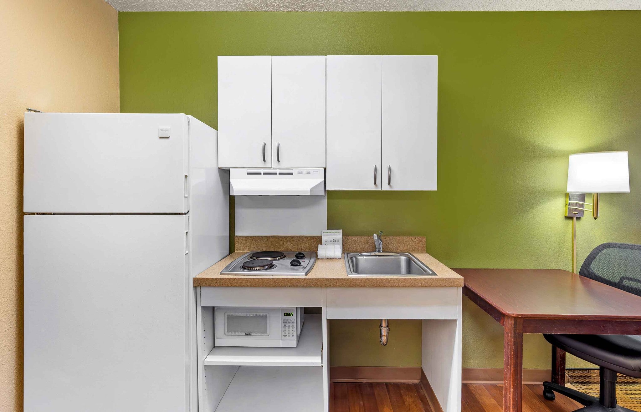 Building Photo - Furnished Studio-Sacramento - Northgate