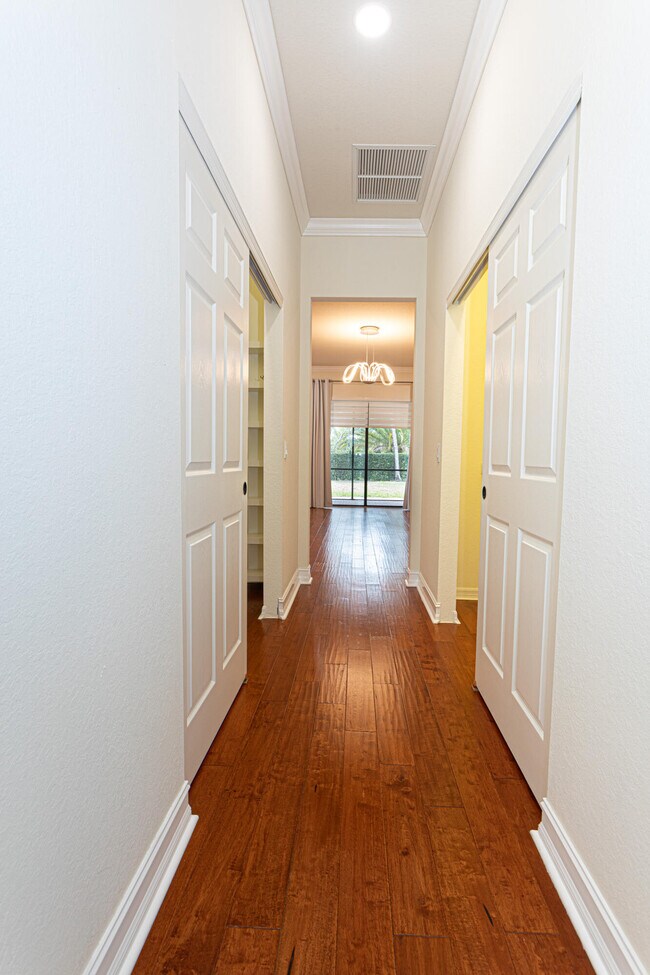 Building Photo - 3352 Siena Cir