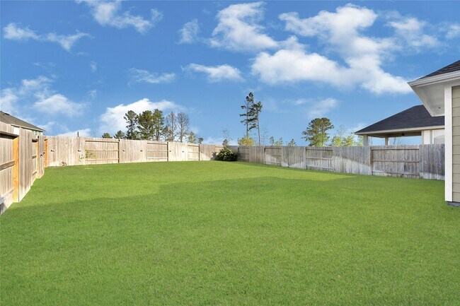 Building Photo - 7214 Clearwater Cv Dr