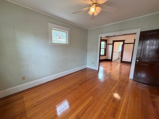 Building Photo - 115 Beech St