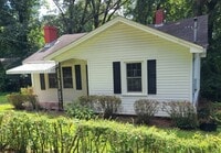 Building Photo - 900 E 4th Ave