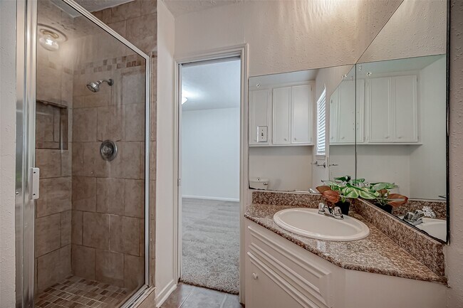 Building Photo - 10607 Silkwood Dr