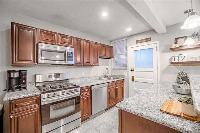 Building Photo - 4200 Geneva St