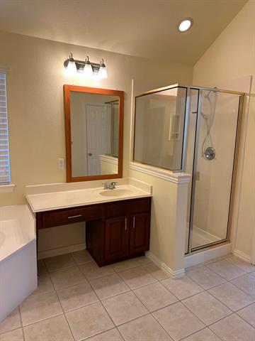 Building Photo - 6024 Bertrand Dr