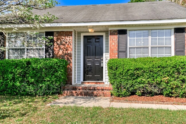 Building Photo - 259 Hillwood Ct