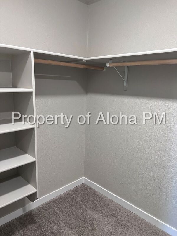 Building Photo - 2835 N Rapid Creek Way
