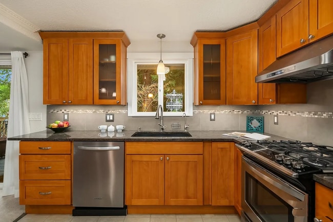 Building Photo - 12030 NE 144th St