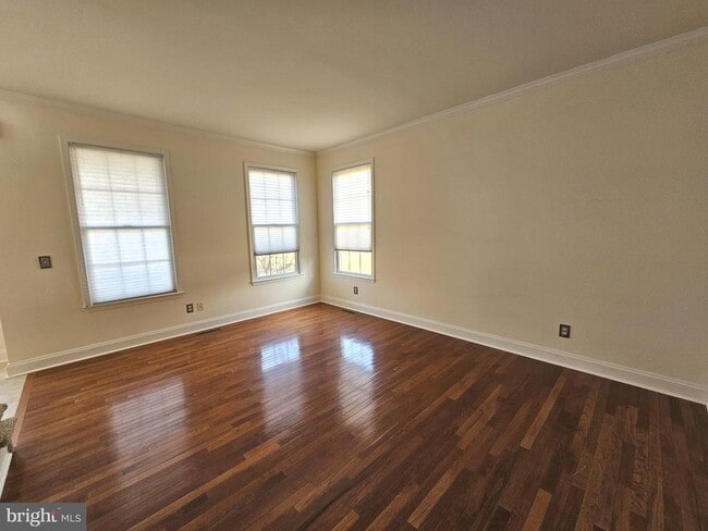 Building Photo - 165 Pitch Kettle Ct