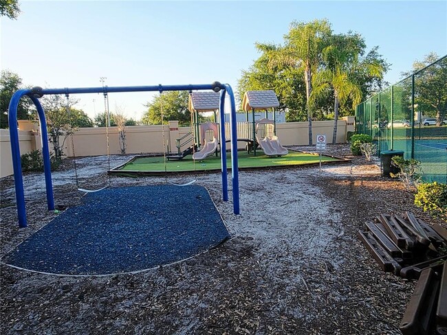 Building Photo - 7543 Sugar Bend Dr