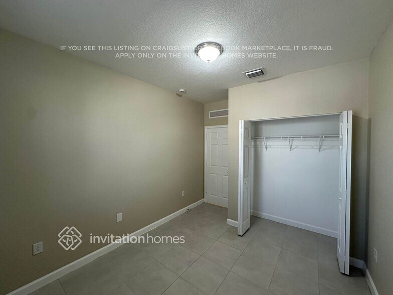 Building Photo - 3424 W 110th St