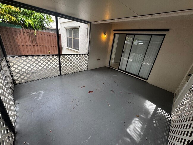 Building Photo - 16413 Grape Way