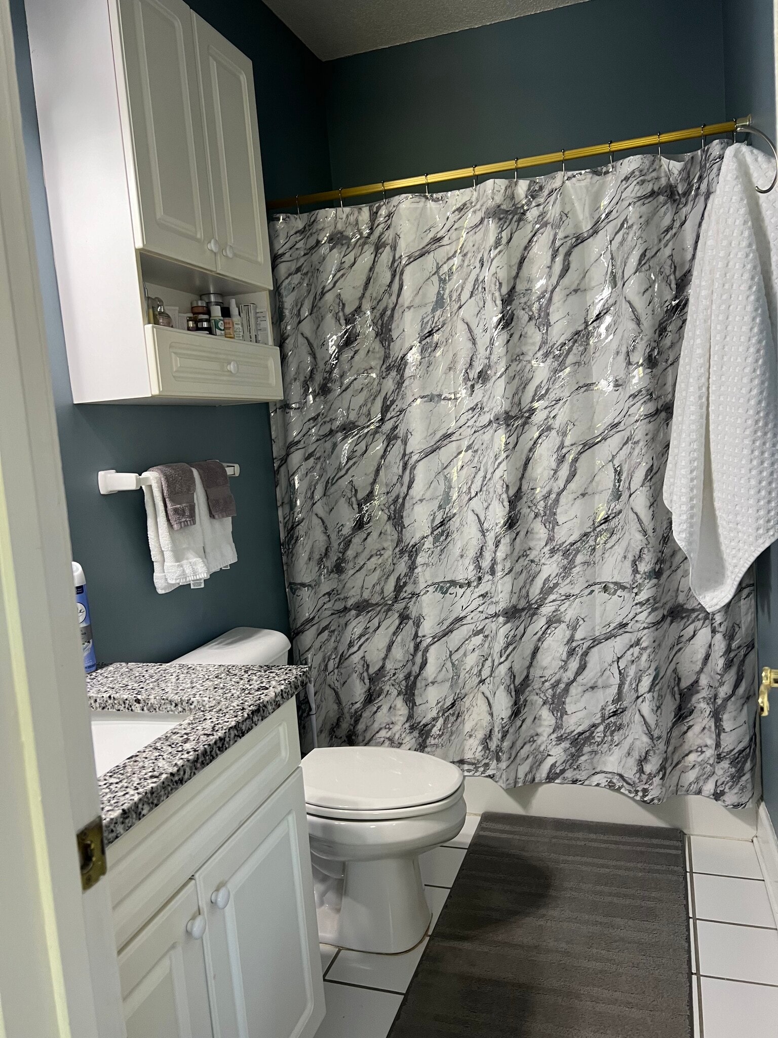 Building Photo - 4241 Hibiscus Dr