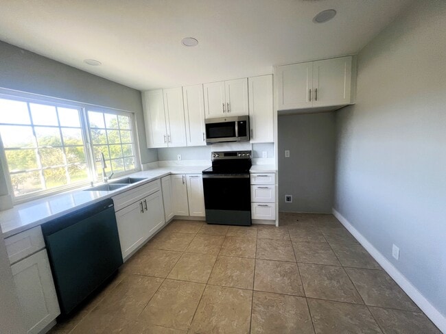 Building Photo - 23322 Caminito Andreta