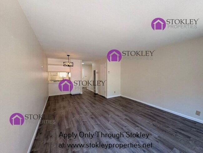 Building Photo - 1411 Creekside Dr