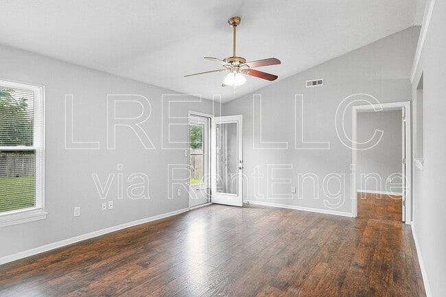 Building Photo - 6707 Fenske Ln