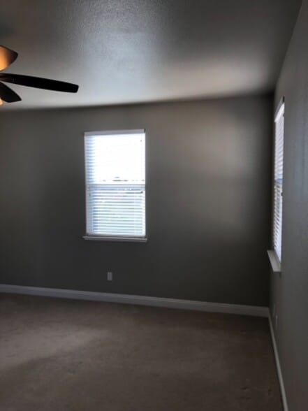 Building Photo - 3979 Clara Lee Ln