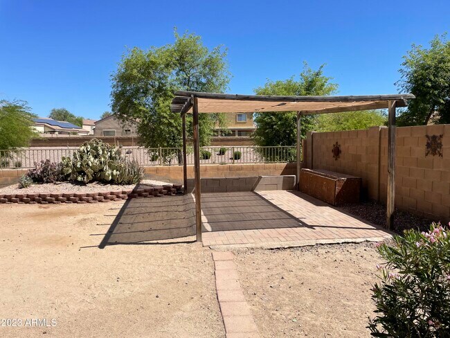 Building Photo - 23576 W Pecan Rd