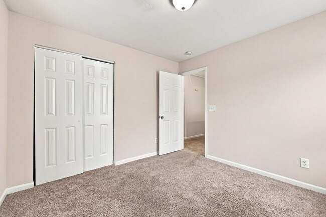 Building Photo - 3742 Marshlane Way