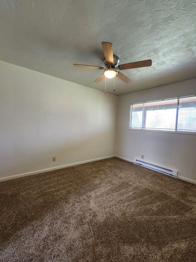 Interior Photo - 192-Western Village Apartments