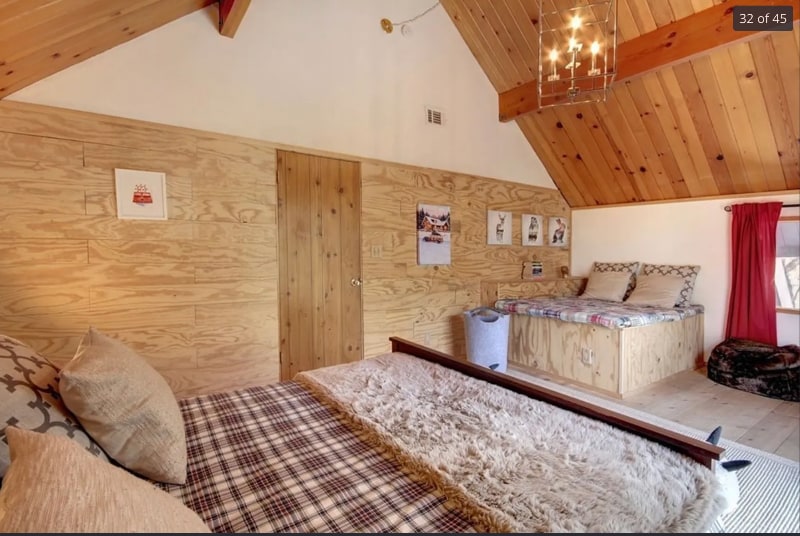 Building Photo - 1401 Rockspray Dr