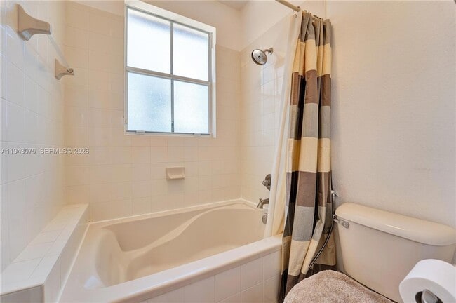 Building Photo - 7806 NW 116 Pl