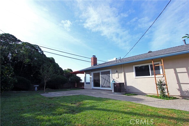 Building Photo - 1914 Pelican Ave