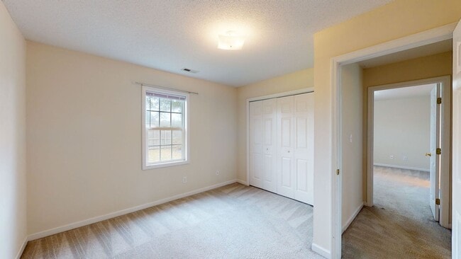 Building Photo - 504 Sumrell Way