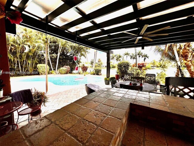 Building Photo - 19909 SW 7th Pl