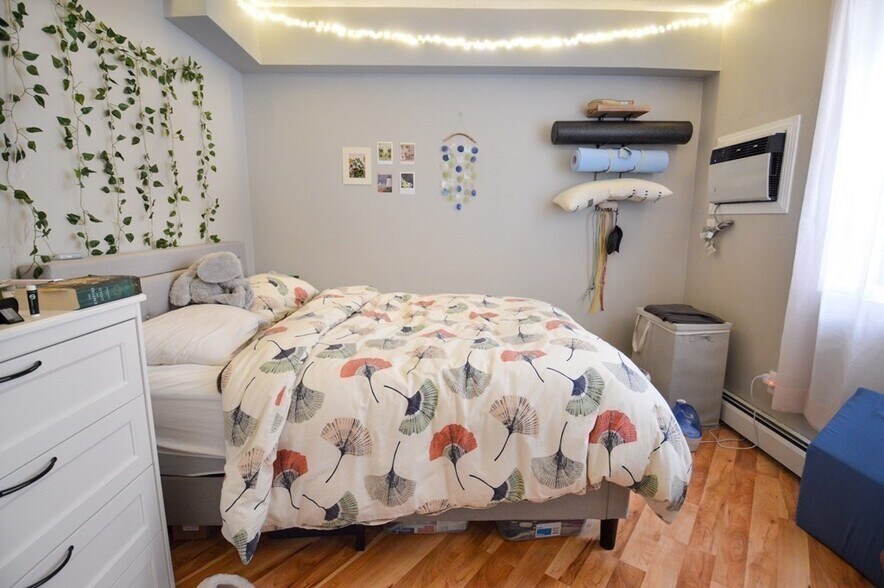 Building Photo - 22 Sutherland Rd