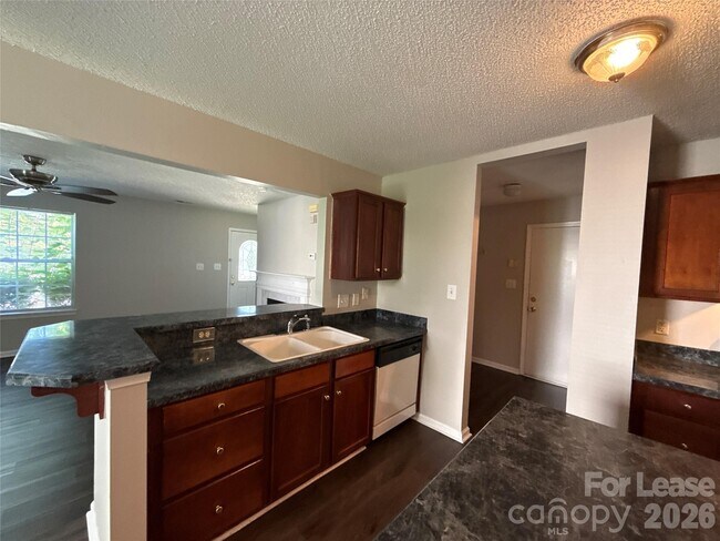Building Photo - 1601 Elk Creek Ct