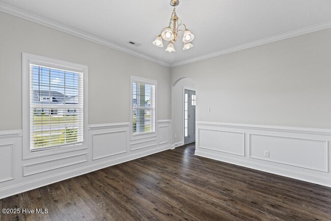 Building Photo - 503 Black Pearl Cir