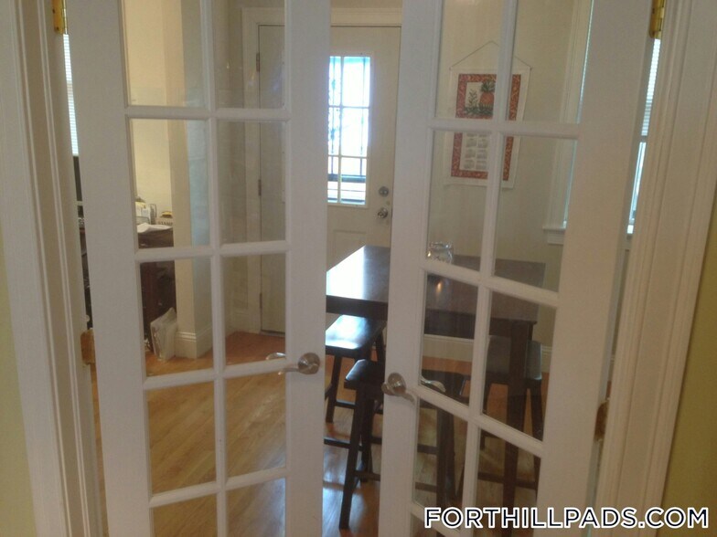 Building Photo - 8 Alvah Kittredge Park