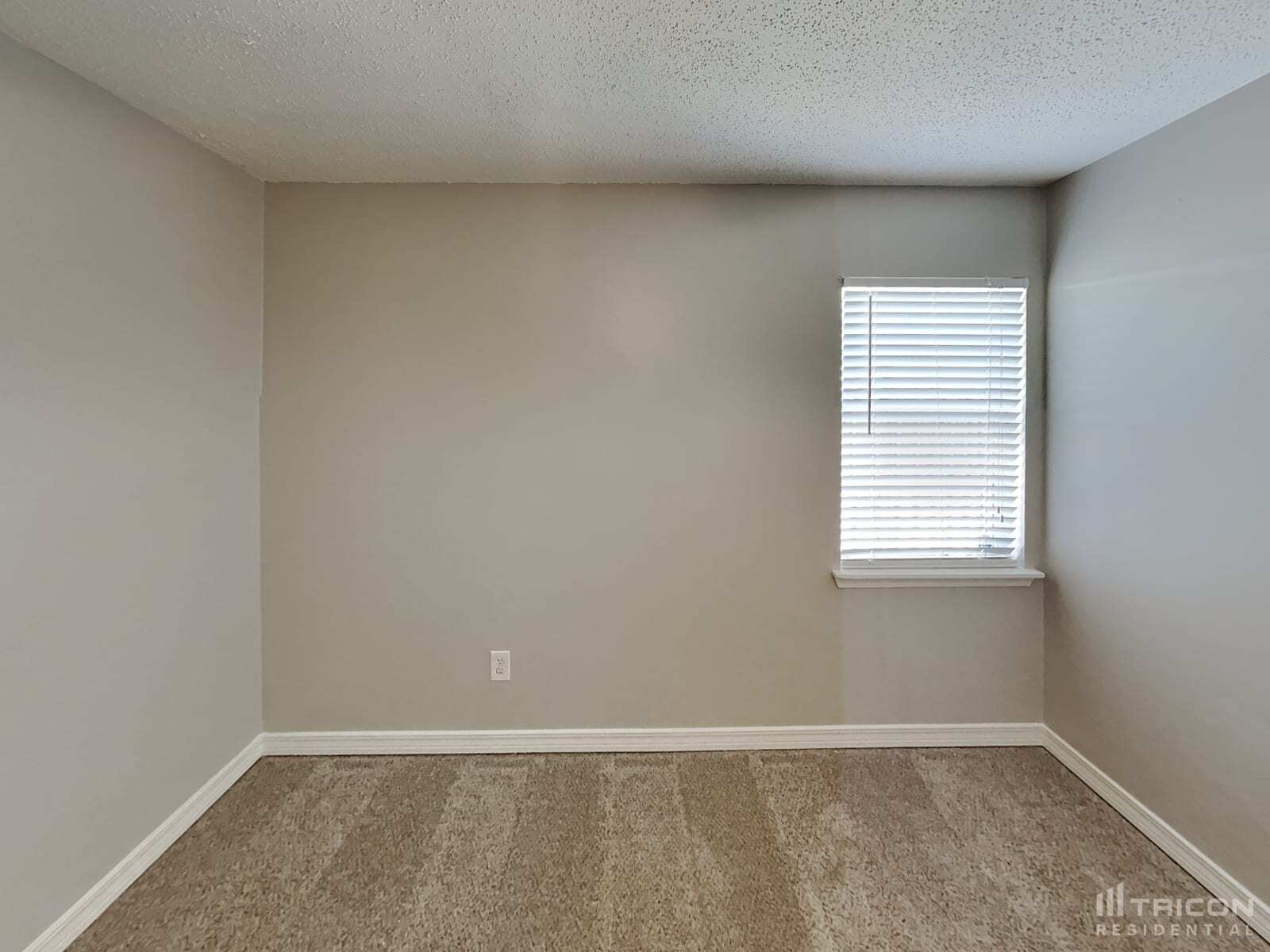 Building Photo - 7727 Mystic Point Ct W