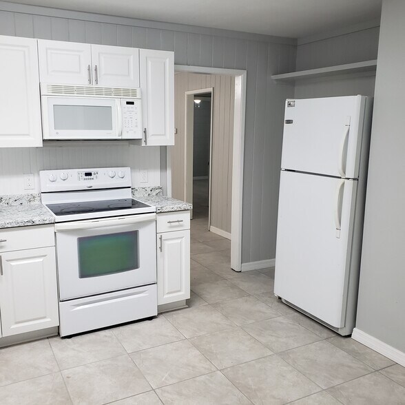 Building Photo - 2061 50th Avenue