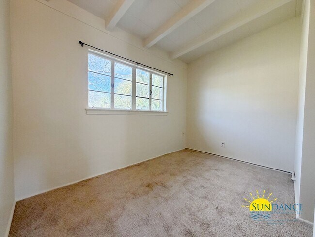 Building Photo - Lovely 3 Bedroom Home in Fort Walton