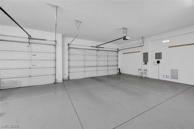 Building Photo - 2357 Wisconsin Dells Dr