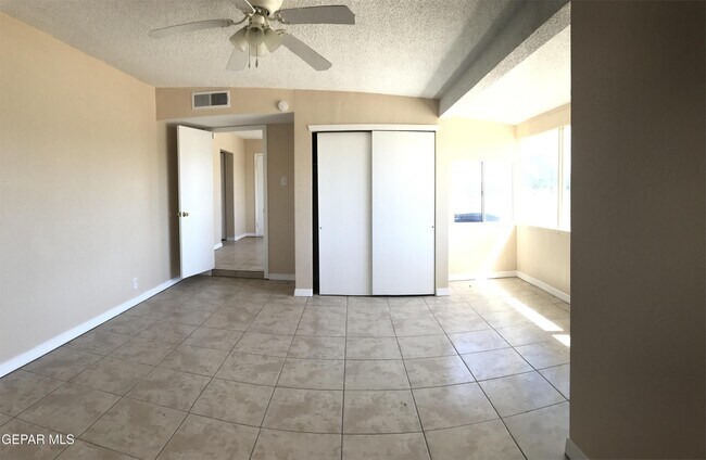 Building Photo - 8300 Capitan Cir