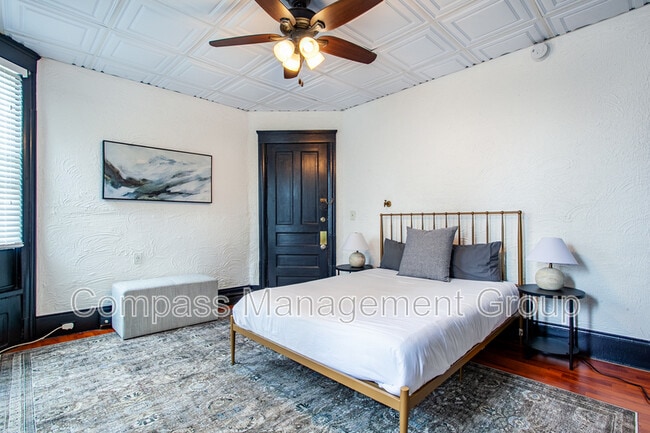 Building Photo - 813 Hall of Fame Dr