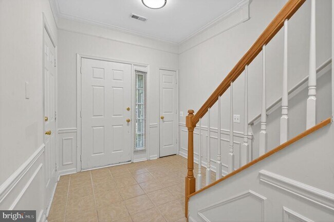 Building Photo - 1055 Lexus Way